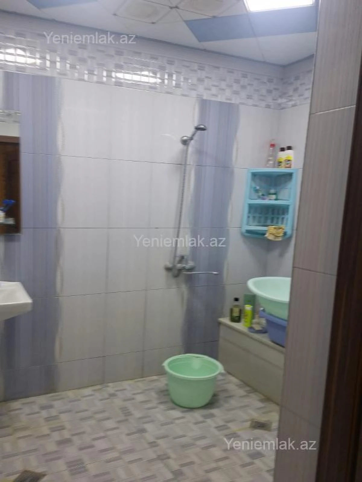 Satılır 3 otaqlı yeni tikili 110 m²