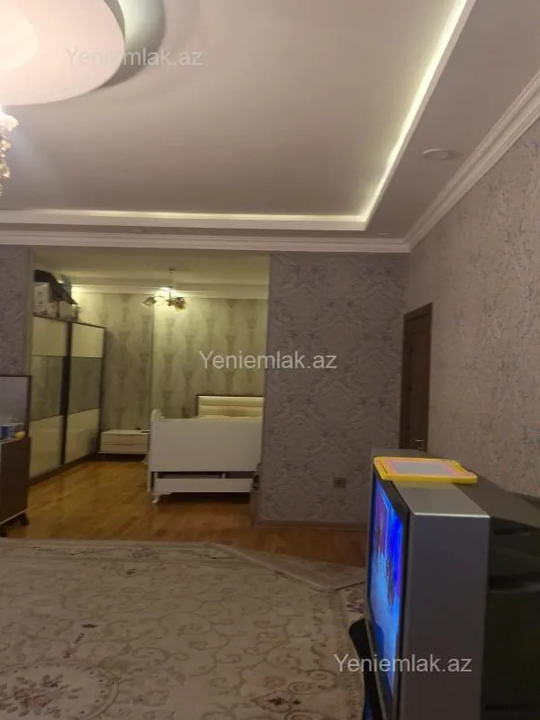 Satılır 3 otaqlı yeni tikili 110 m²