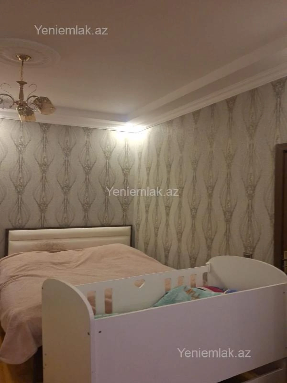 Satılır 3 otaqlı yeni tikili 110 m²