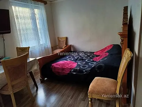 Satılır 3 otaqlı köhnə tikili 60 m²