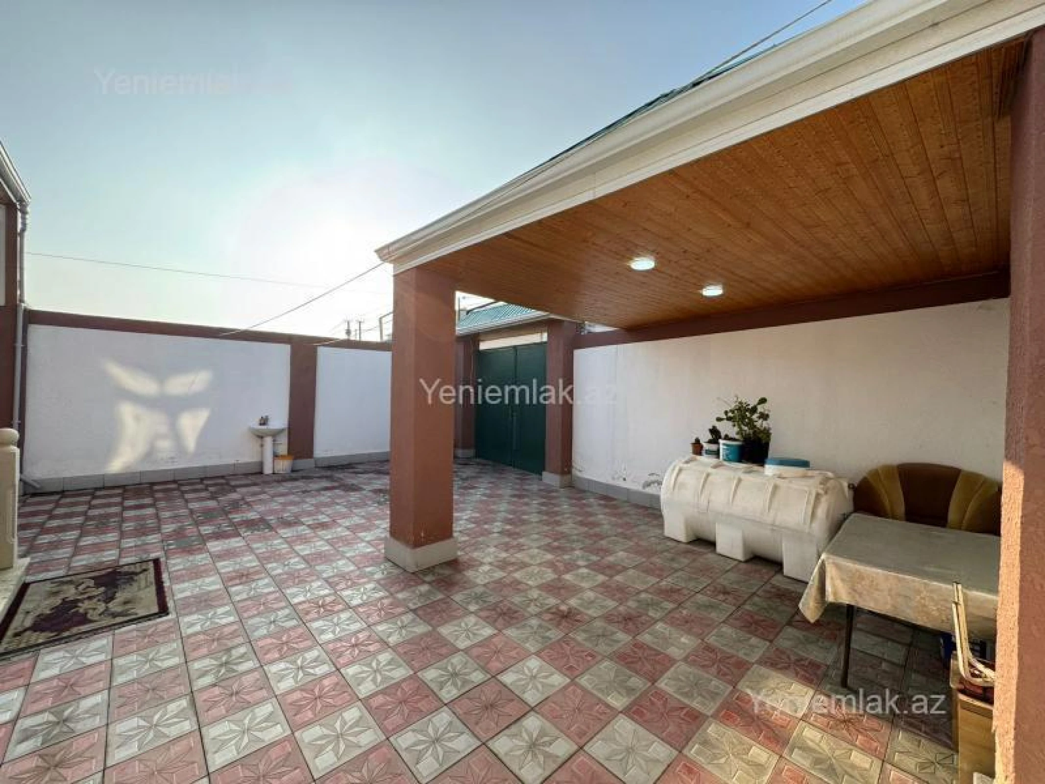 Satılır 4 otaqlı həyət evi 120 m²