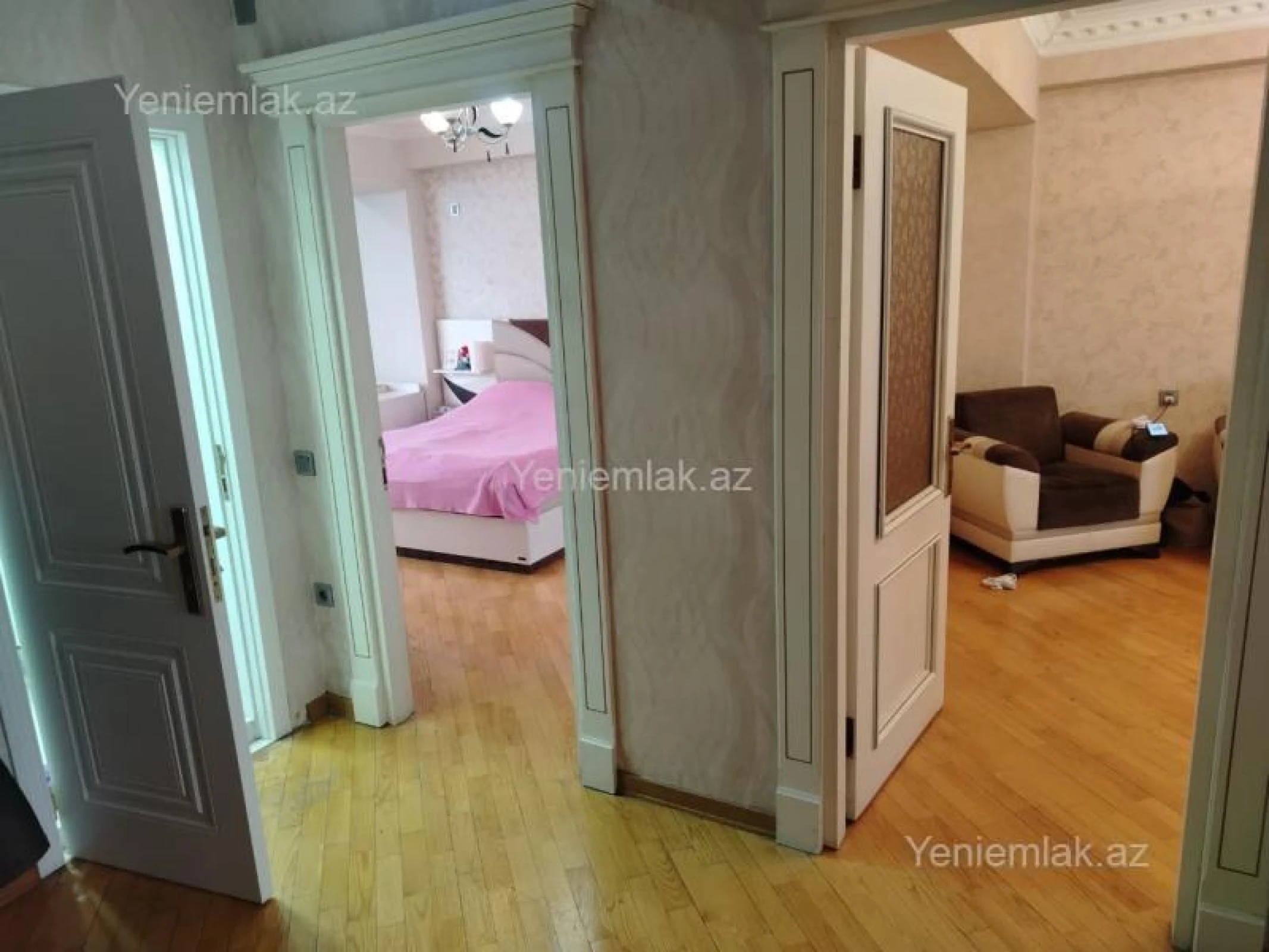 Satılır 2 otaqlı köhnə tikili 70 m²