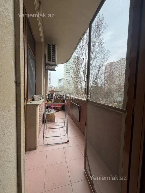 Satılır 3 otaqlı yeni tikili 92 m²