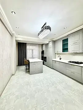 Satılır 3 otaqlı yeni tikili 140 m²