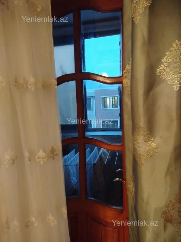 Satılır 3 otaqlı köhnə tikili 65 m²