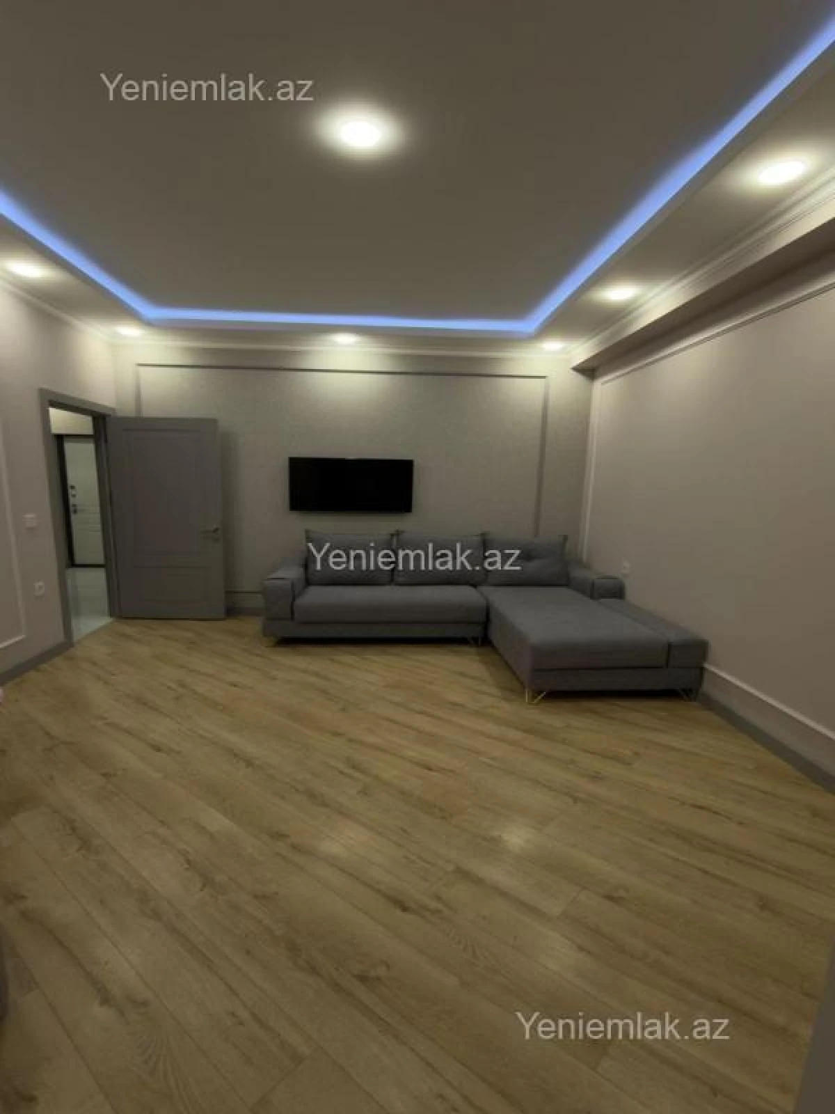 Satılır 2 otaqlı yeni tikili 64 m²