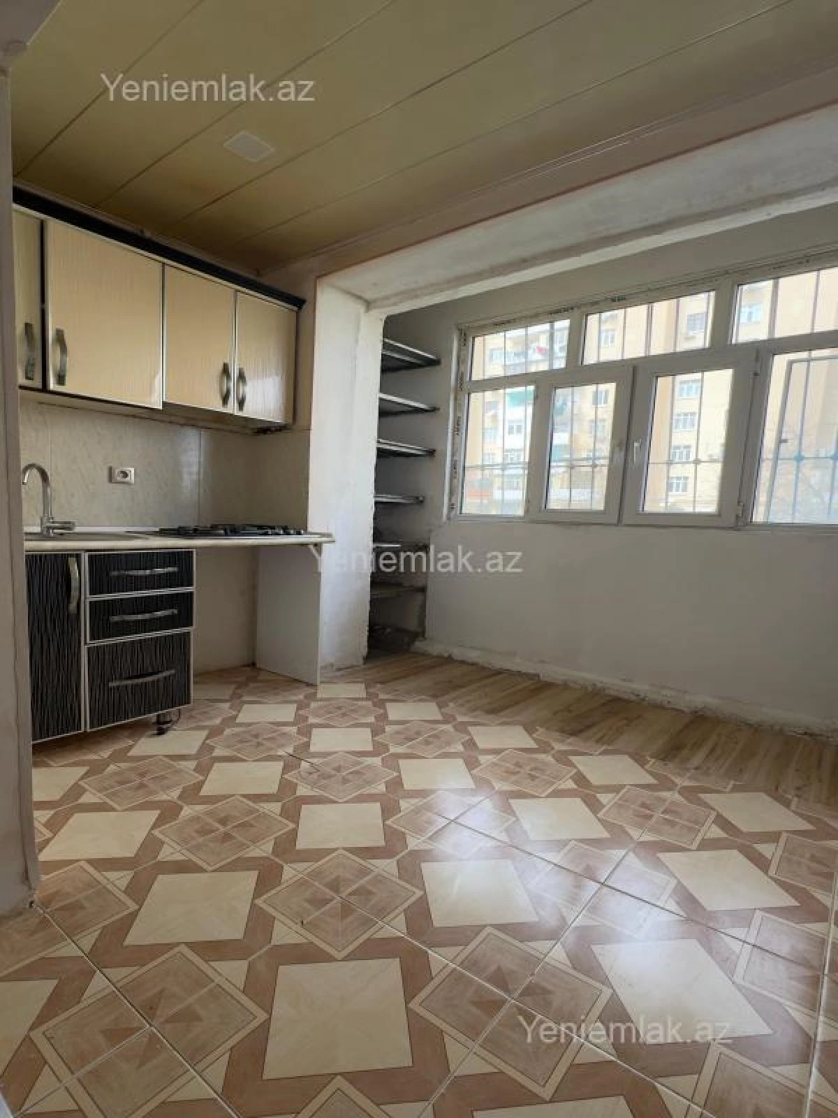 Satılır 2 otaqlı köhnə tikili 47 m²