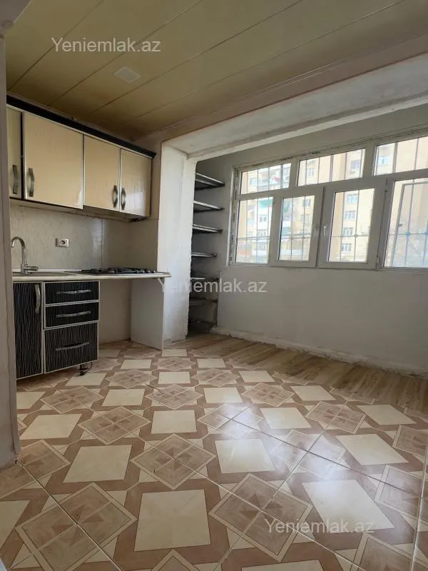 Satılır 2 otaqlı köhnə tikili 47 m²