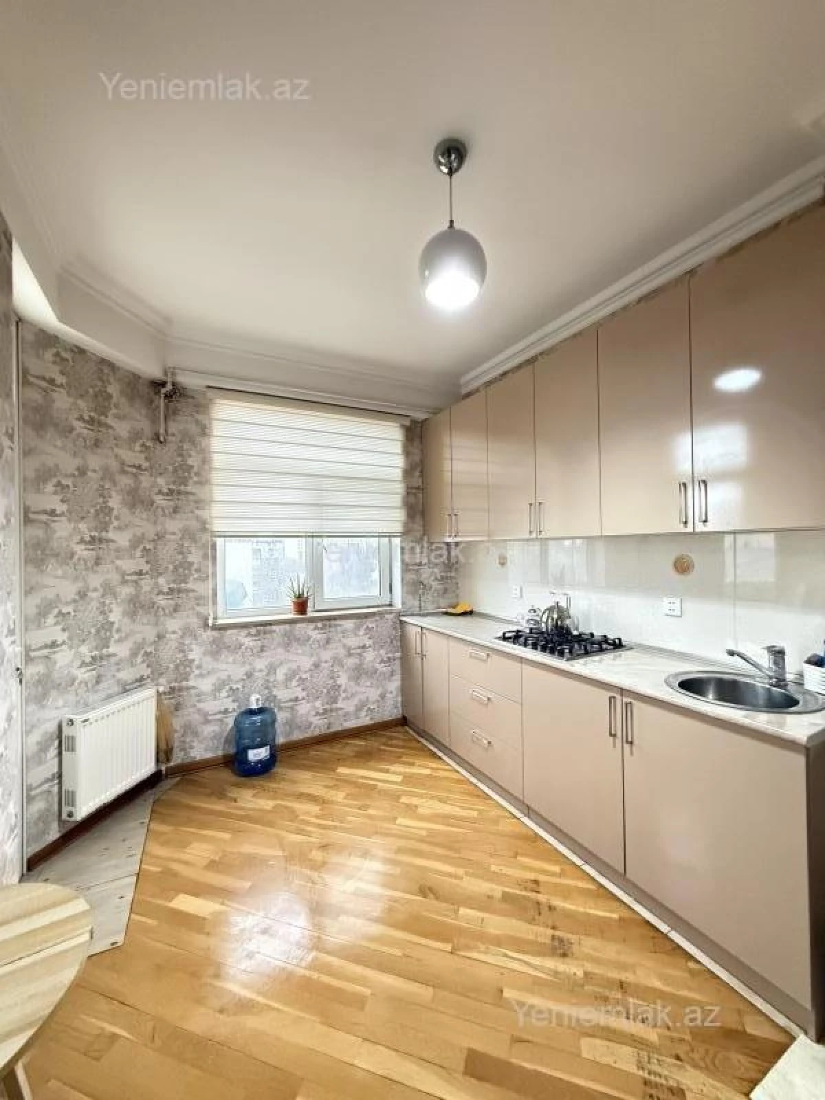 Satılır 3 otaqlı yeni tikili 120 m²