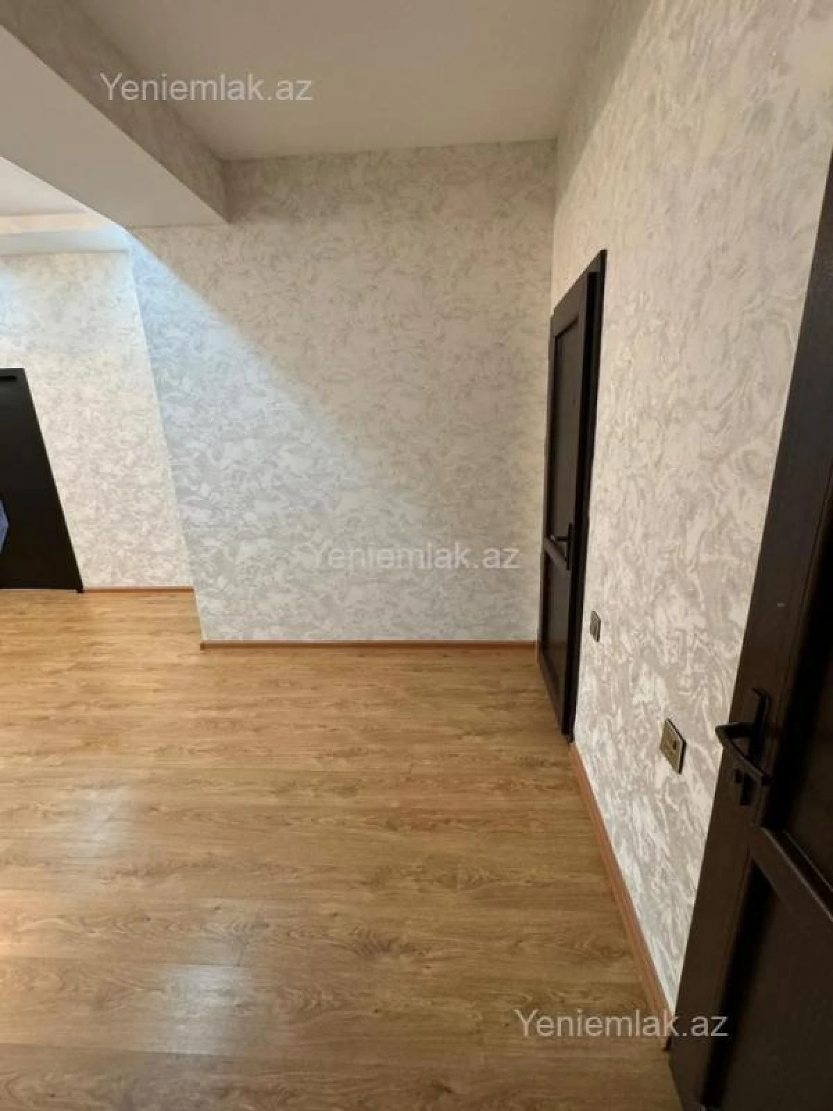 Satılır 3 otaqlı yeni tikili 114 m²