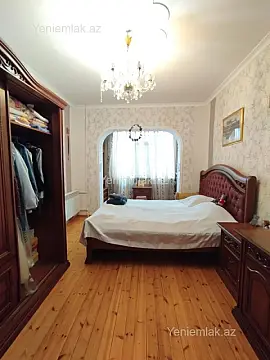 Satılır 5 otaqlı köhnə tikili 125 m²