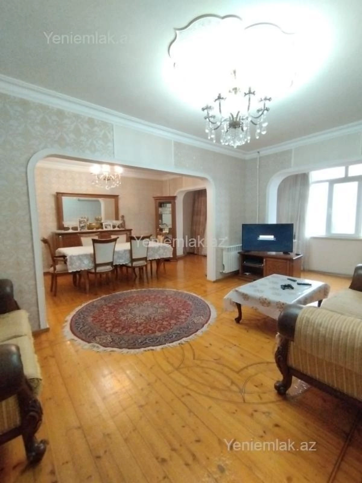 Satılır 5 otaqlı köhnə tikili 125 m²