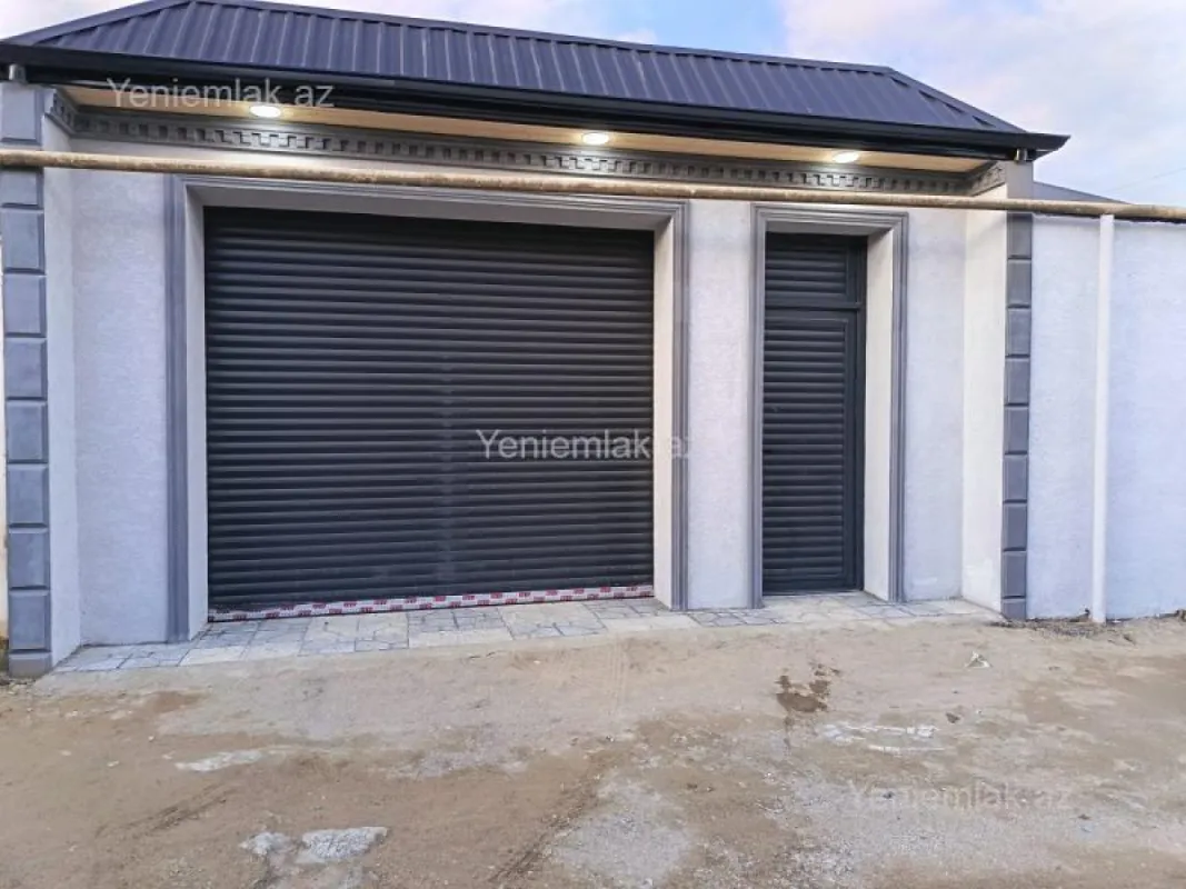 Satılır 4 otaqlı həyət evi 130 m²