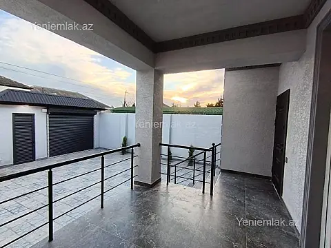 Satılır 4 otaqlı həyət evi 130 m²
