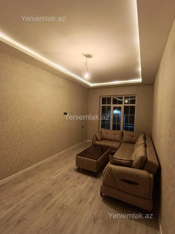 Satılır 4 otaqlı həyət evi 130 m²