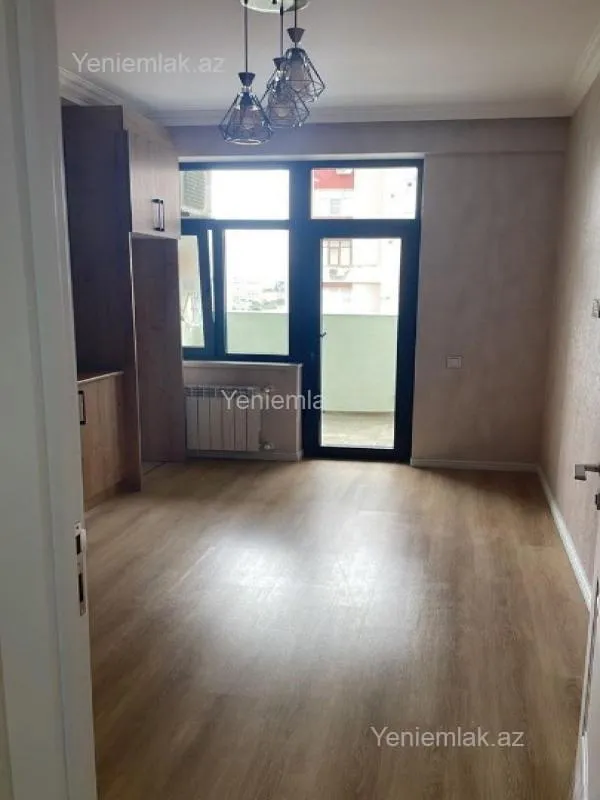 Satılır 2 otaqlı yeni tikili 80 m²
