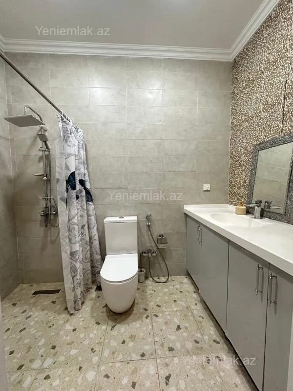 Satılır 2 otaqlı yeni tikili 65 m²