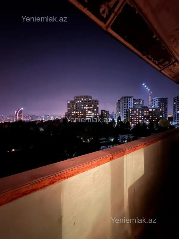 Satılır 5 otaqlı köhnə tikili 110 m²