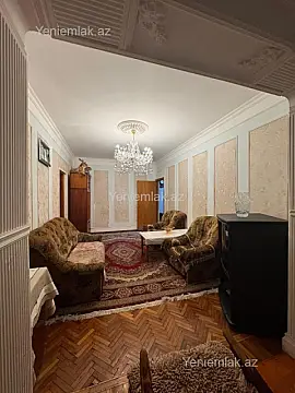 Satılır 5 otaqlı köhnə tikili 110 m²