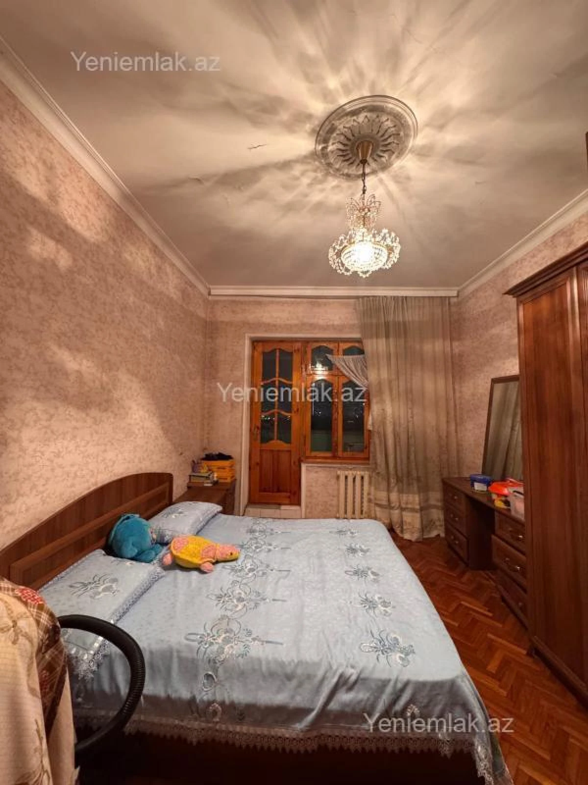 Satılır 5 otaqlı köhnə tikili 110 m²