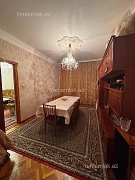 Satılır 5 otaqlı köhnə tikili 110 m²