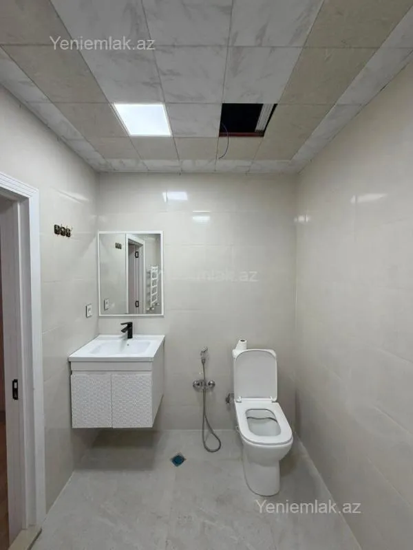 Satılır 2 otaqlı yeni tikili 78 m²