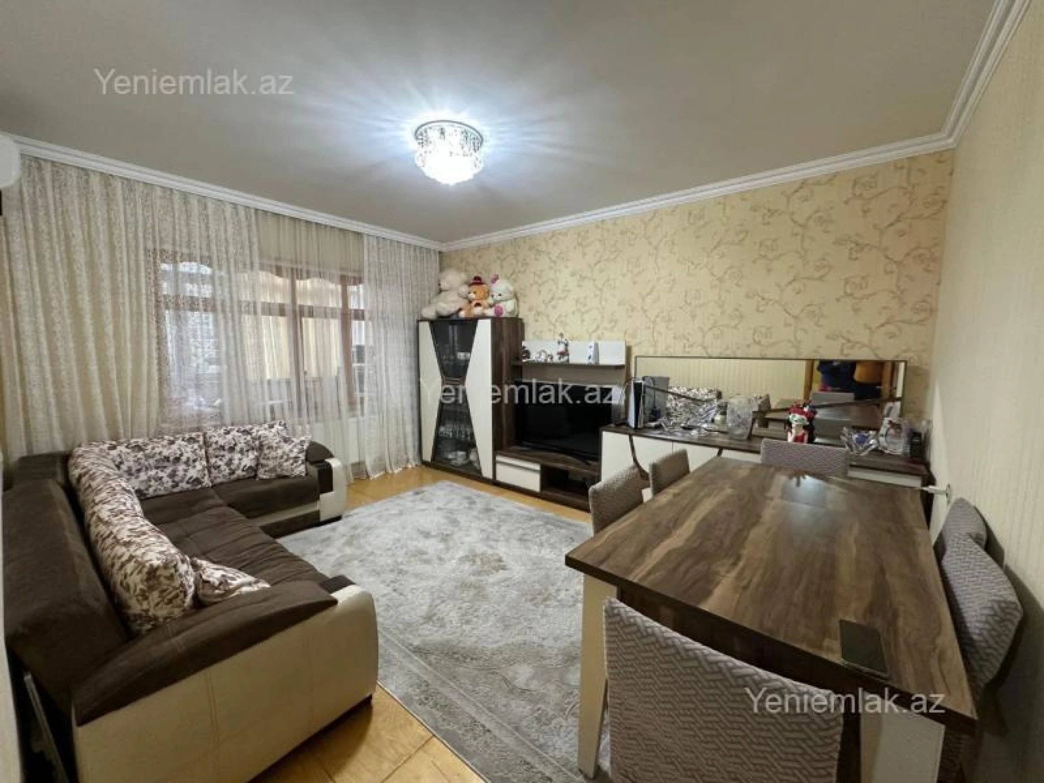 Satılır 3 otaqlı köhnə tikili 70 m²