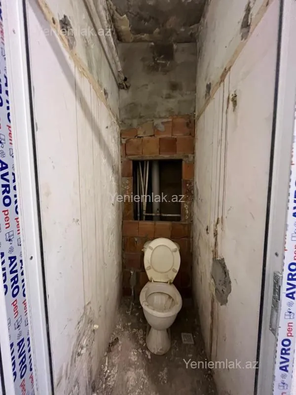 Satılır 1 otaqlı köhnə tikili 35 m²