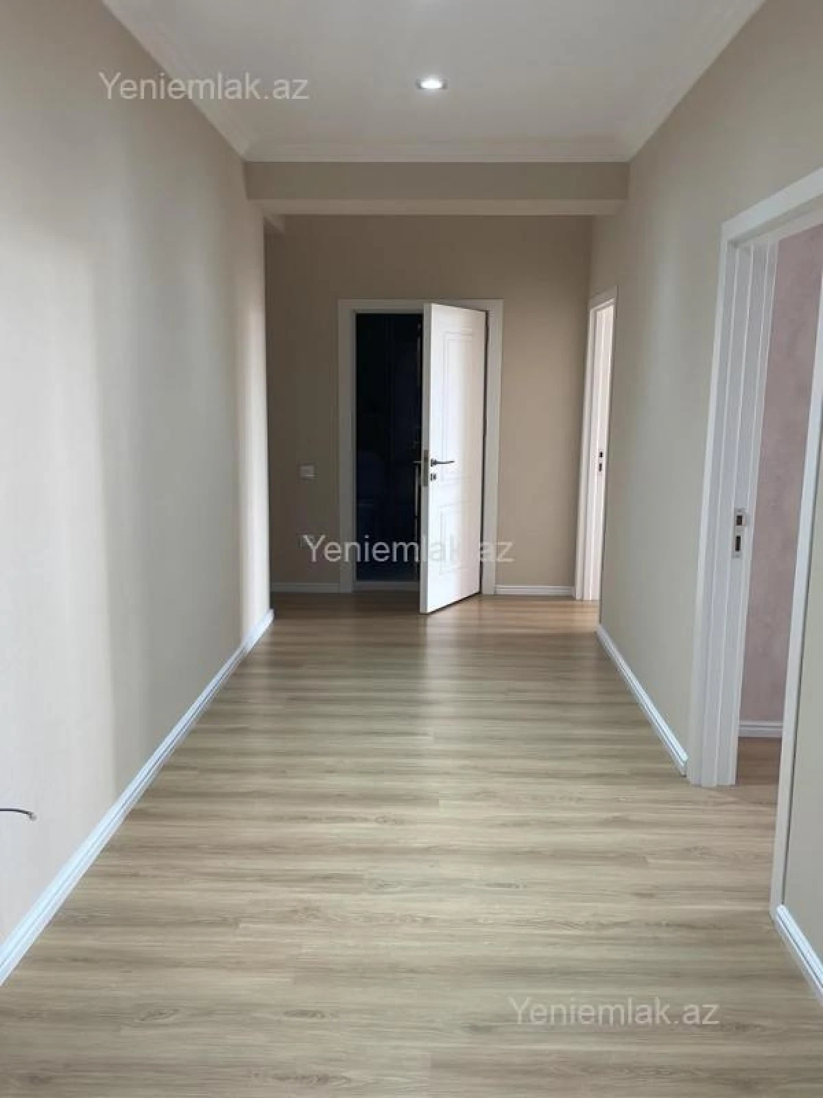 Satılır 2 otaqlı yeni tikili 80 m²