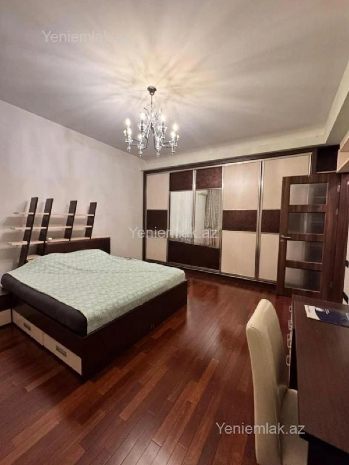 Satılır 3 otaqlı yeni tikili 157 m²