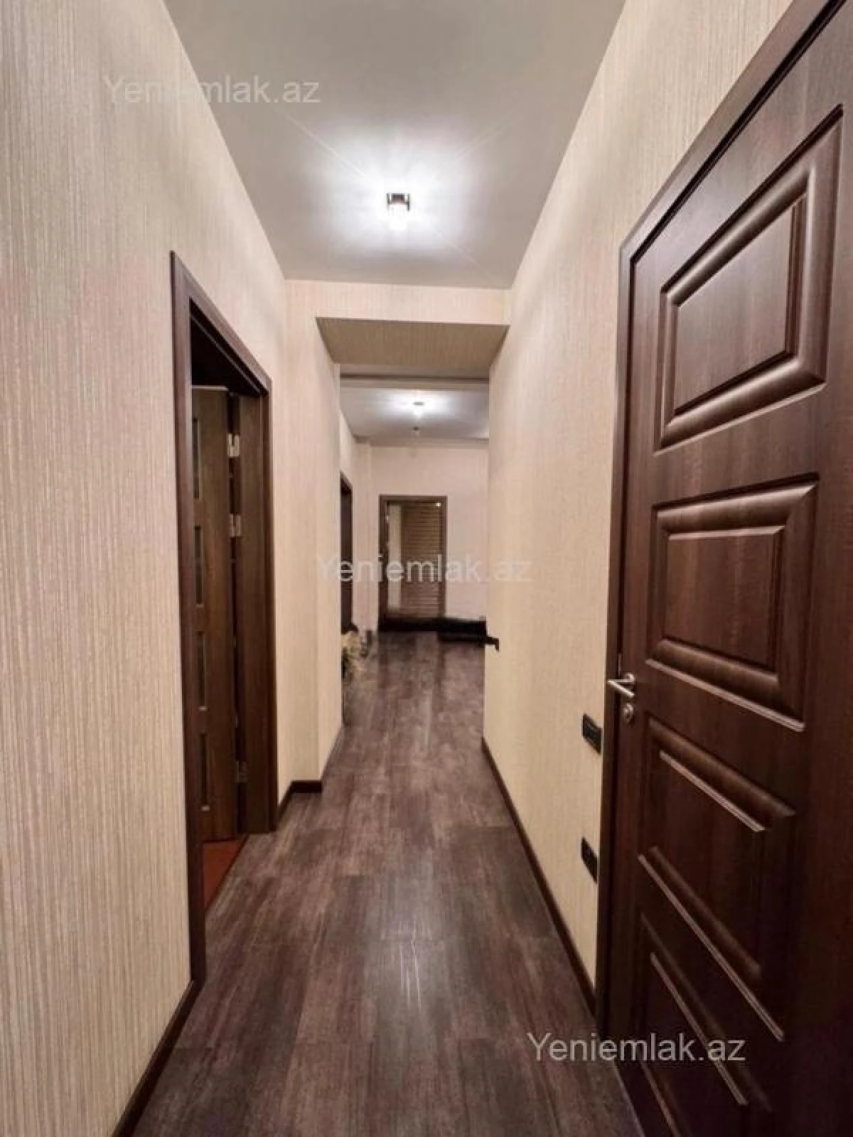 Satılır 3 otaqlı yeni tikili 157 m²