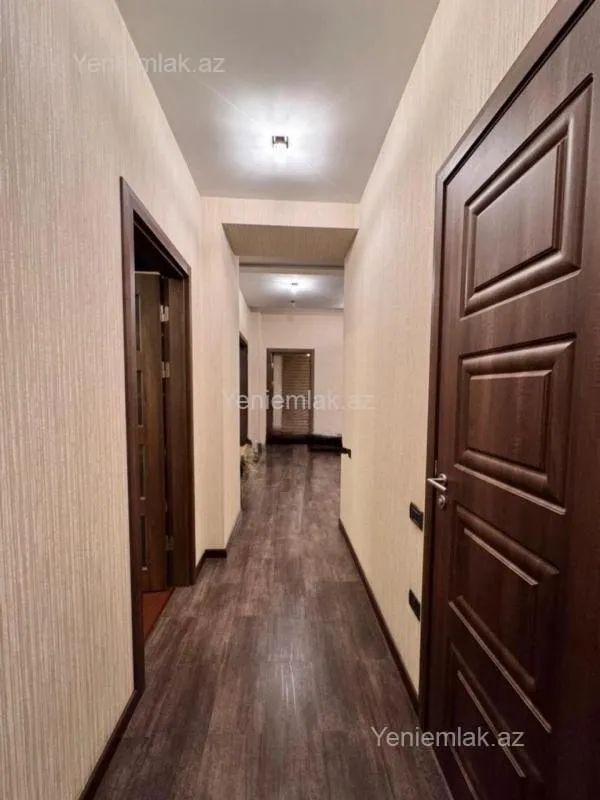 Satılır 3 otaqlı yeni tikili 157 m²