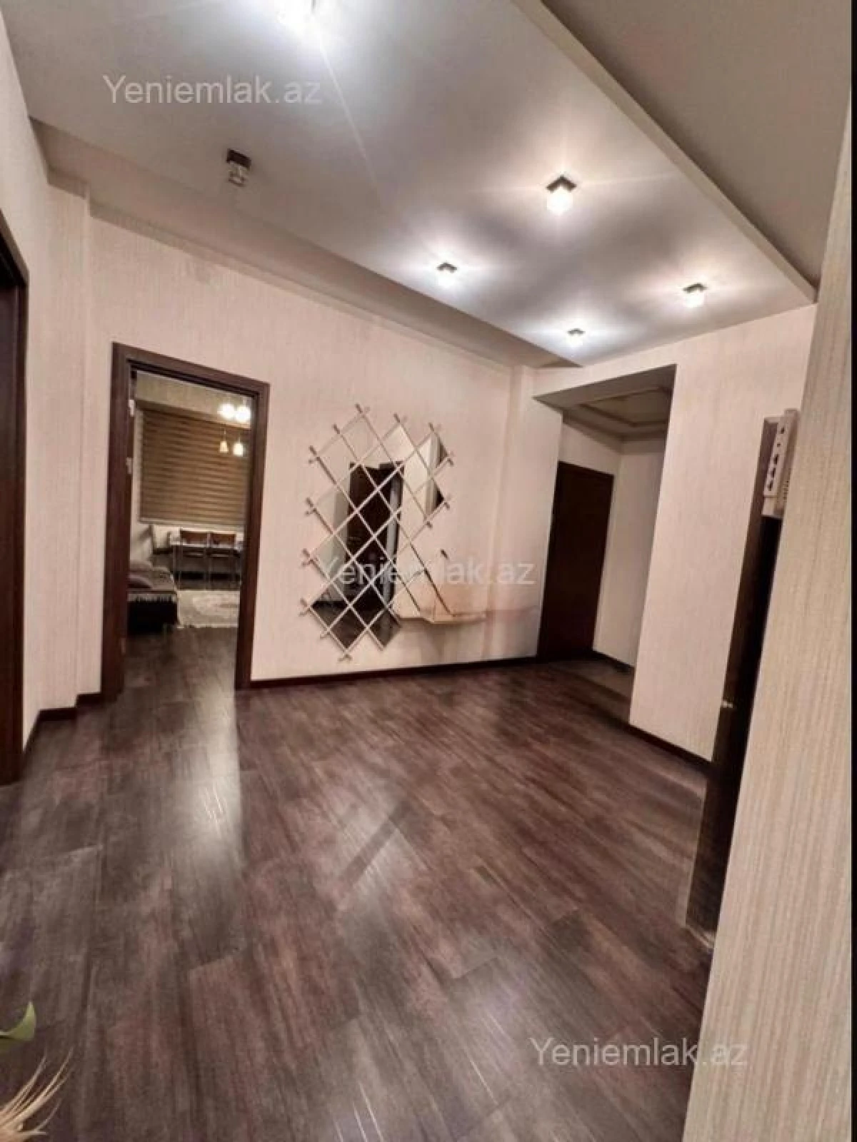 Satılır 3 otaqlı yeni tikili 157 m²