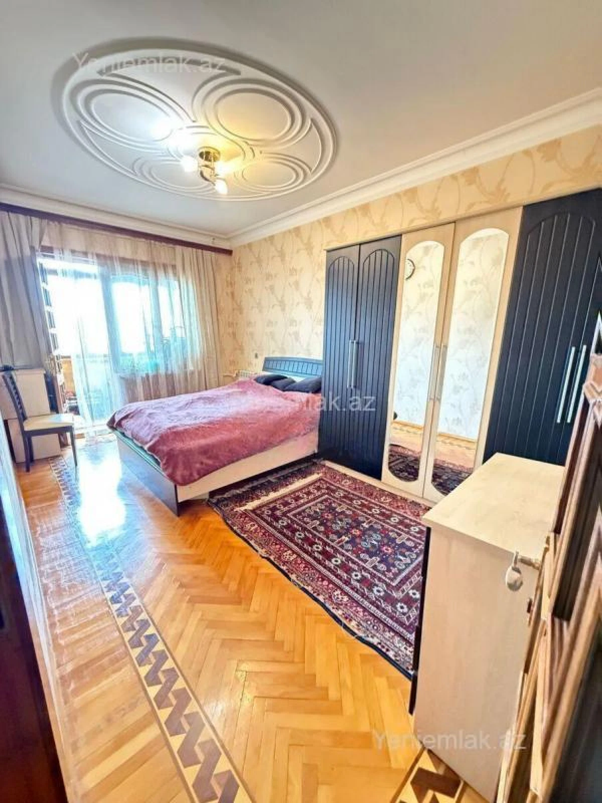 Satılır 3 otaqlı köhnə tikili 90 m²