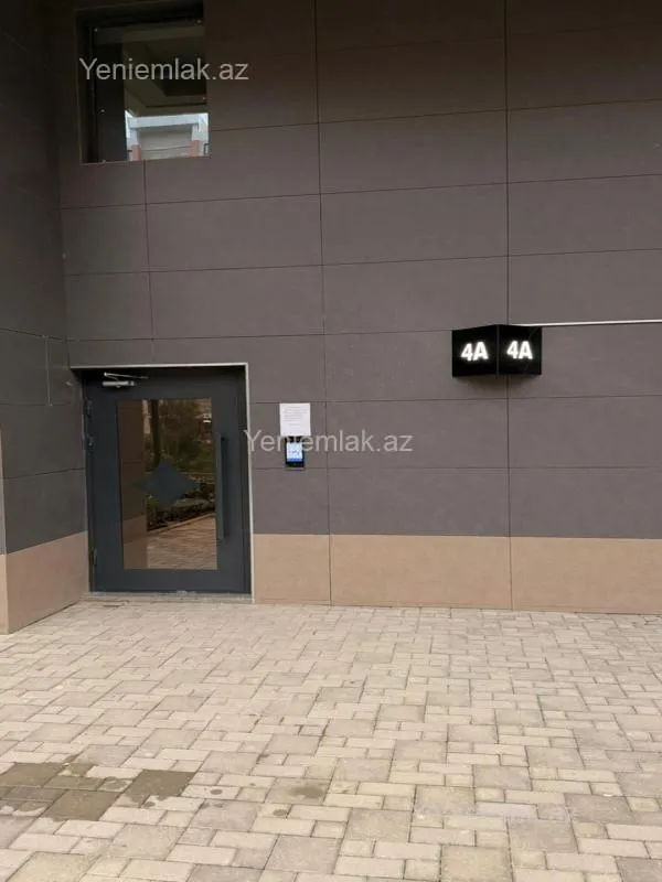 Satılır 3 otaqlı yeni tikili 90 m²