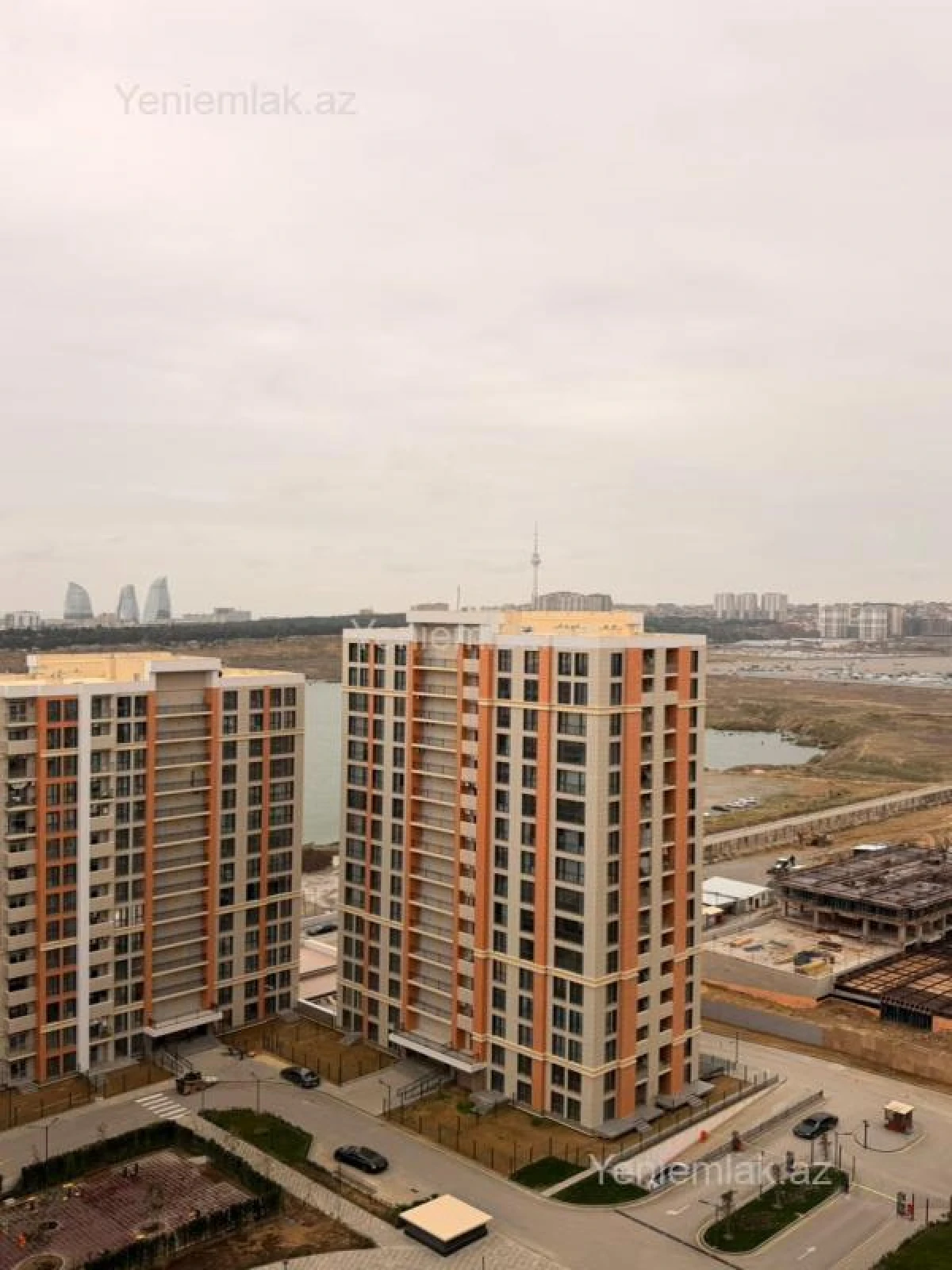 Satılır 3 otaqlı yeni tikili 90 m²