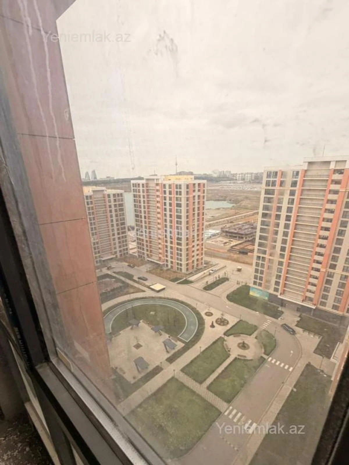 Satılır 3 otaqlı yeni tikili 90 m²