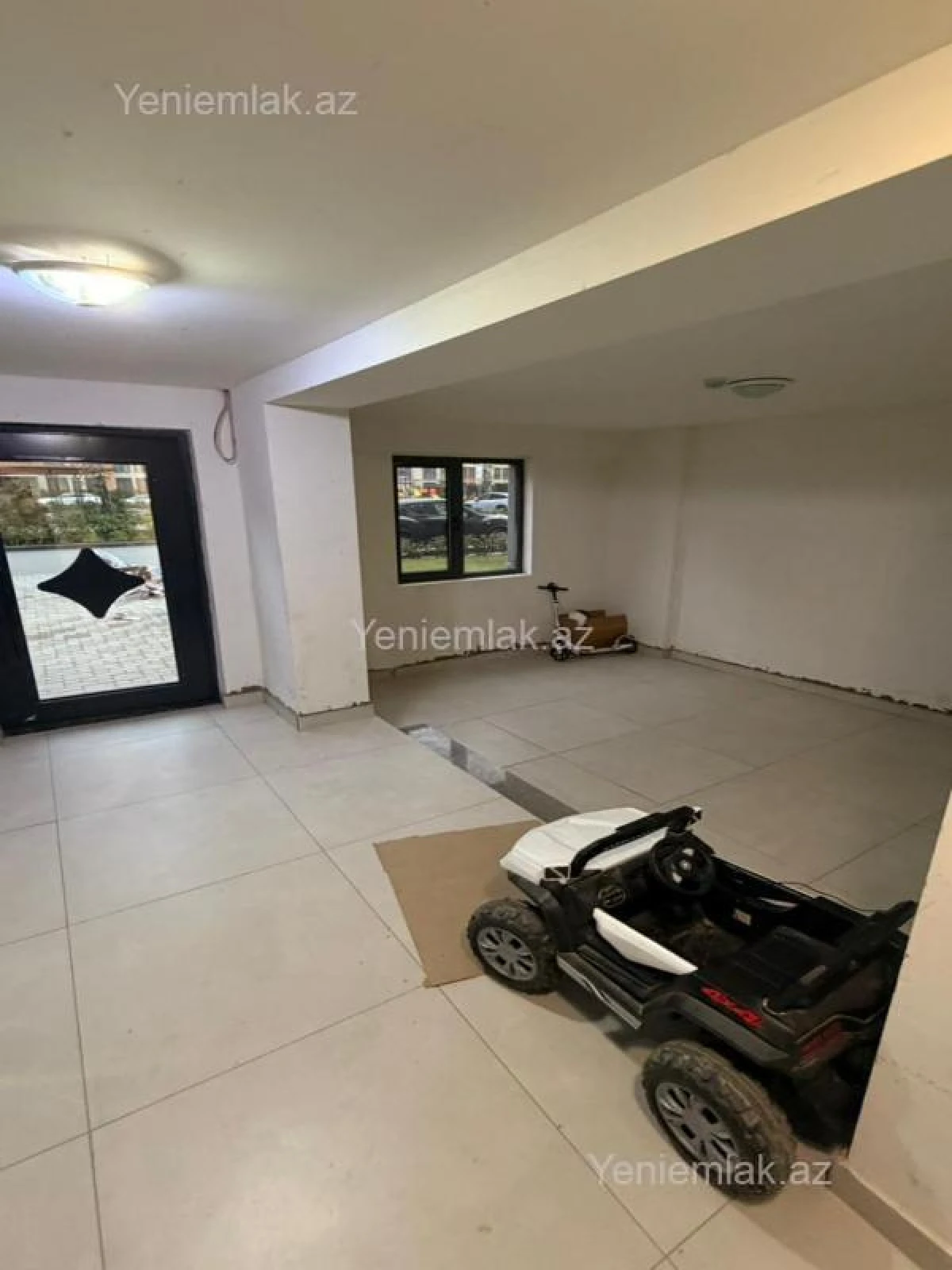 Satılır 3 otaqlı yeni tikili 90 m²