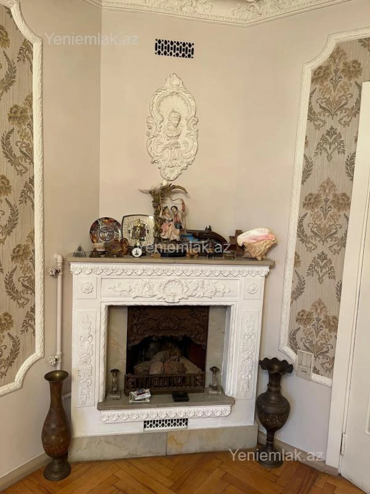 Satılır 3 otaqlı köhnə tikili 115 m²