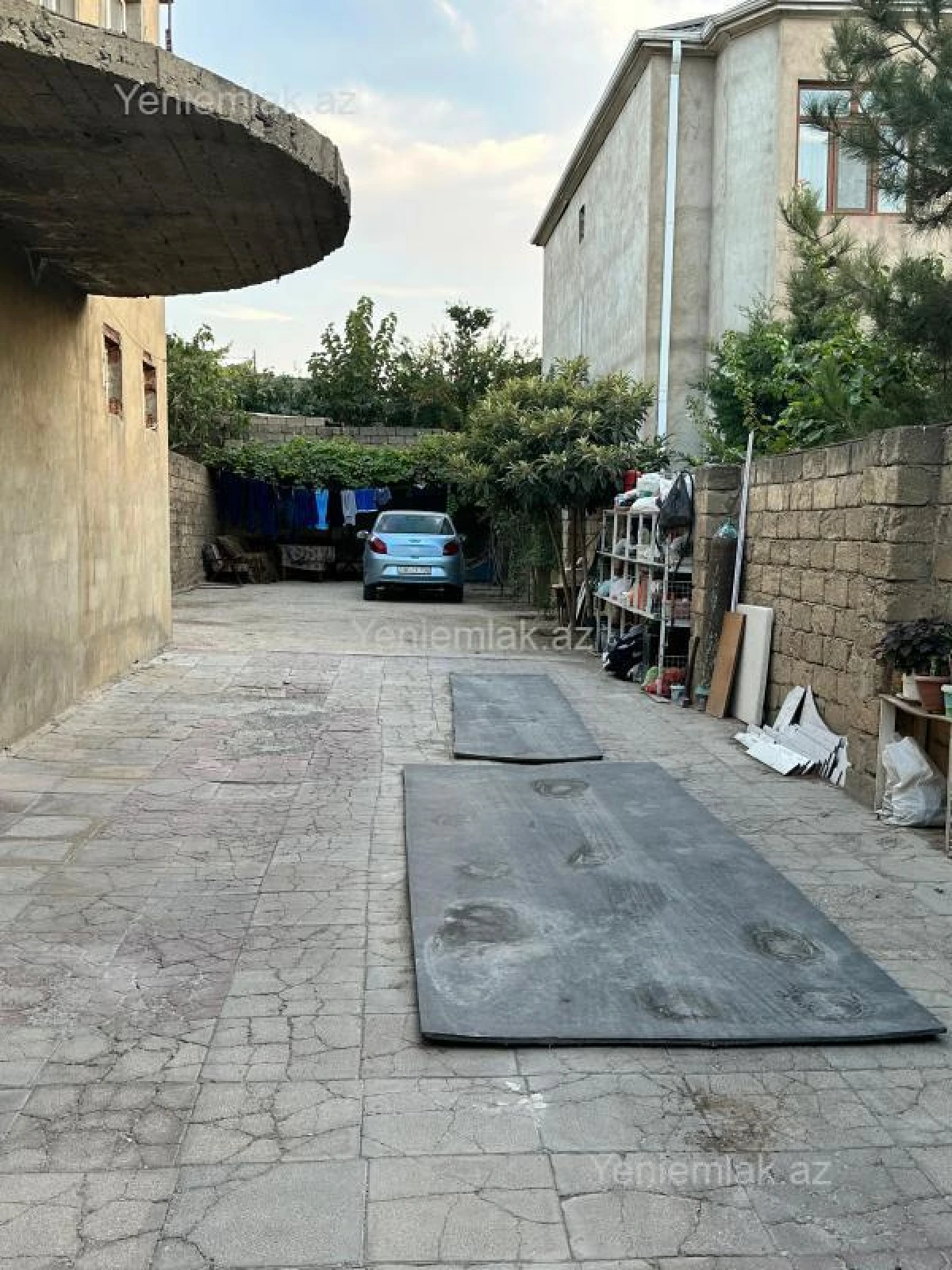 Satılır 9 otaqlı həyət evi 160 m²