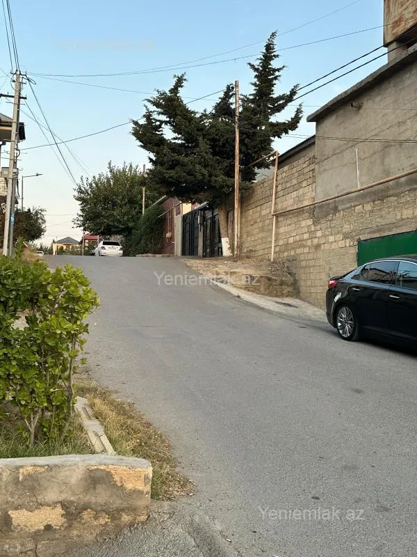 Satılır 9 otaqlı həyət evi 160 m²