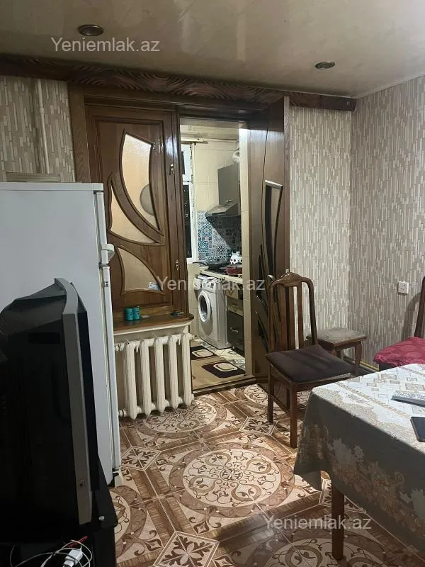 Satılır 3 otaqlı köhnə tikili 85 m²