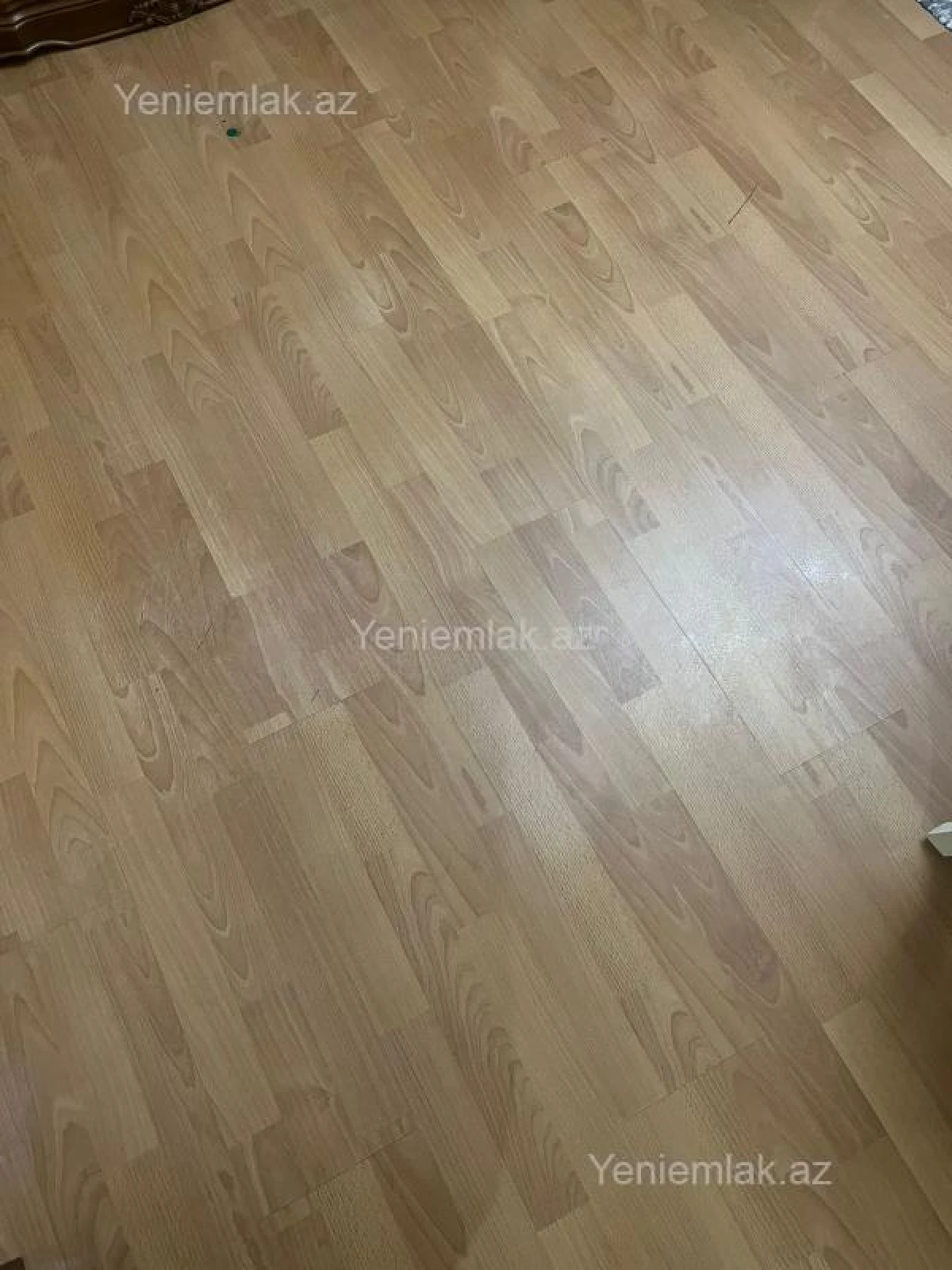 Satılır 3 otaqlı köhnə tikili 85 m²