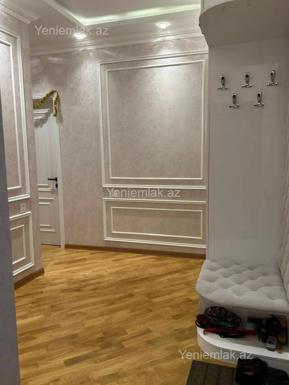 Satılır 3 otaqlı yeni tikili 110 m²