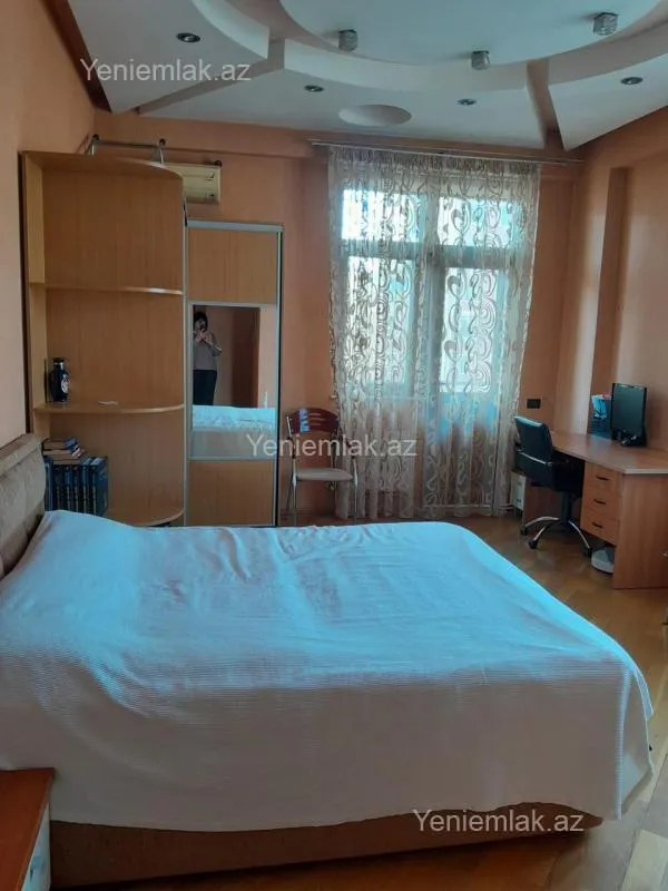 Satılır 3 otaqlı yeni tikili 171 m²