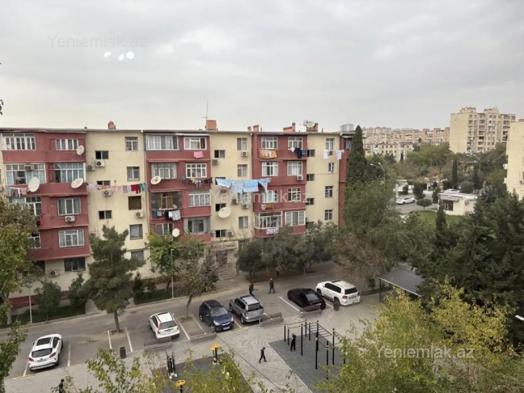 Satılır 3 otaqlı köhnə tikili 61 m²