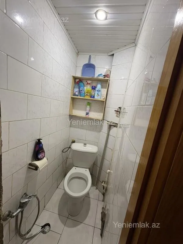 Satılır 3 otaqlı köhnə tikili 61 m²