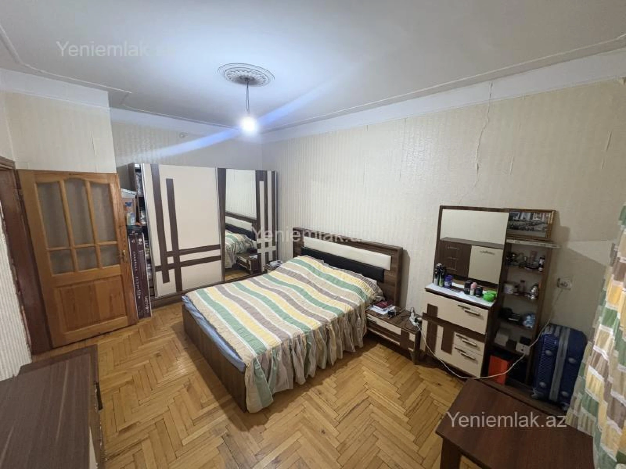 Satılır 3 otaqlı köhnə tikili 61 m²