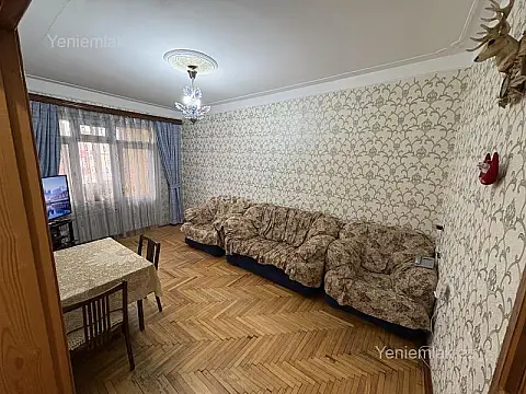 Satılır 3 otaqlı köhnə tikili 61 m² — Bakı, Nizami 3 otaq 61.00 m²