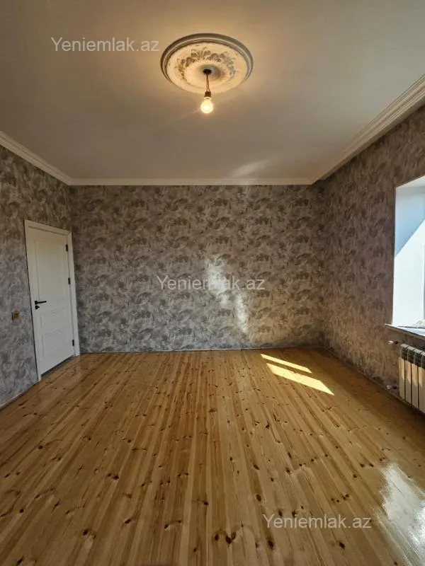 Satılır 4 otaqlı həyət evi 150 m²